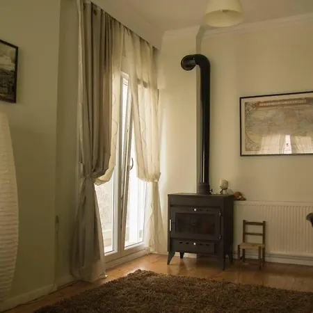 Alexandros Cozy Apartment *